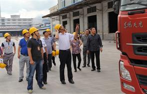 黔南州人大機關黨委、貴州川恒黨委、龍昌鎮、楓香樹村支委聯合開展“雙聯雙促”共建活動