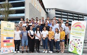 交流會后，我為你寫詩