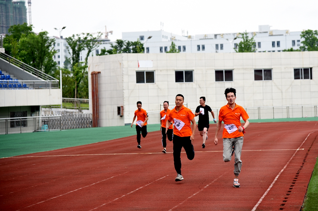 圖片6一心二用_副本